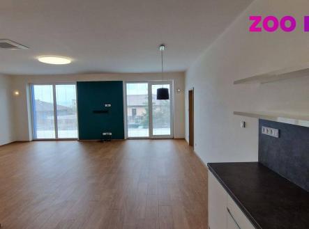 Pronájem domu/vily, 247 m²