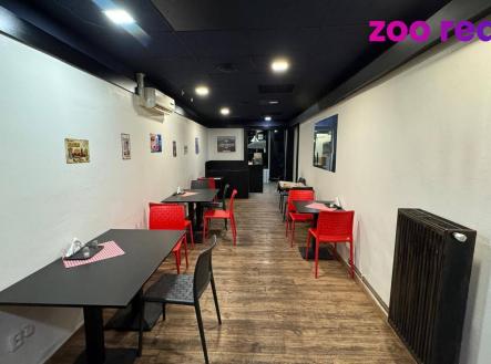 Pronájem komerčního objektu, obchodní centrum, 50 m²