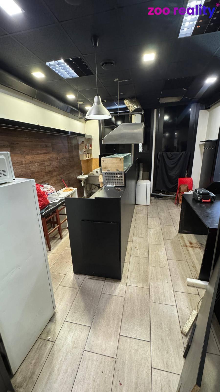 Pronájem komerční Obchodní prostory, 50㎡|Středočeský kraj, Nymburk, Poděbrady, Poděbrady III, Komens