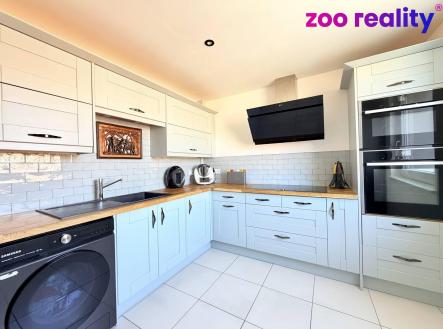 Prodej bytu, 4+1, 76 m²