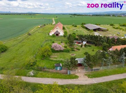 Prodej pozemku pro bydlení, 1 318 m²