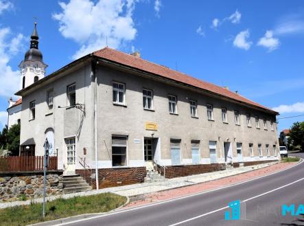 Prodej obchodní prostor, 796 m²