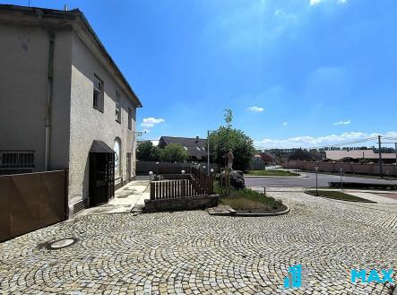 Prodej komerčního objektu, sklad, 796 m²