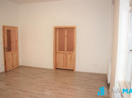 Pronájem bytu, 2+1, 70 m²