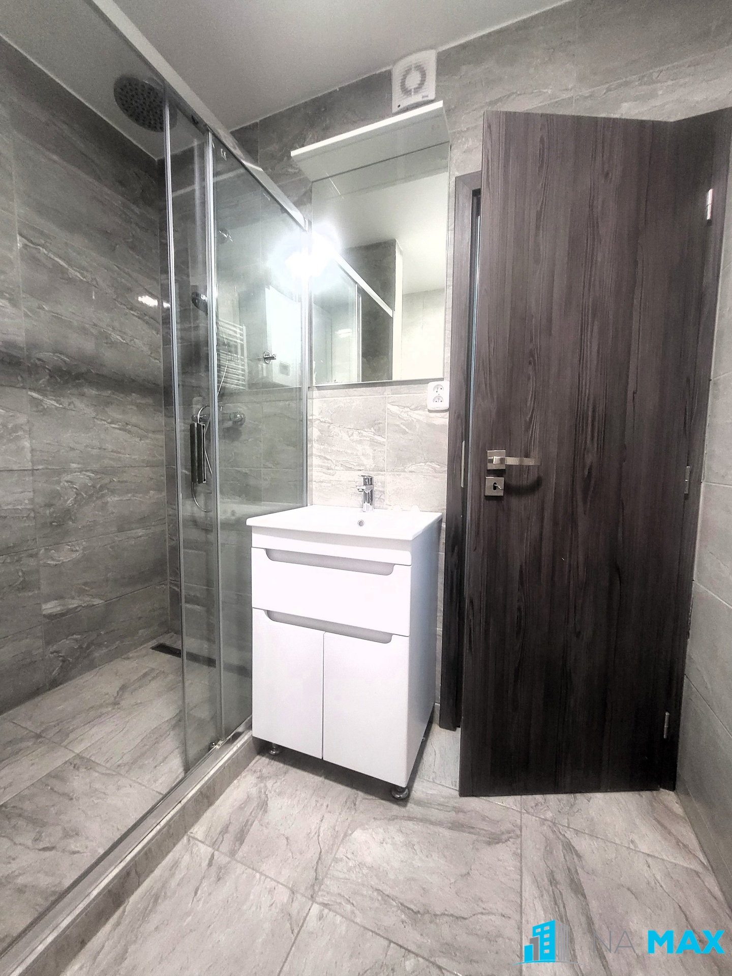 koupelna s toaletou foto 3