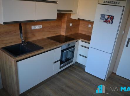 Pronájem bytu, 3+1, 85 m²