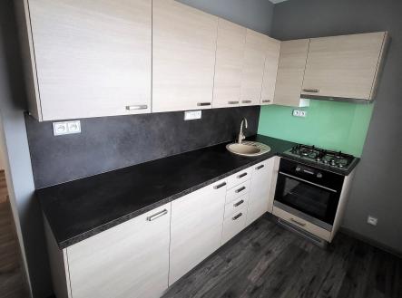 Pronájem bytu, 2+1, 52 m²