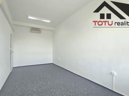 Pronájem kanceláře, 19 m²