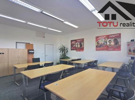 Pronájem kanceláře, 40 m²