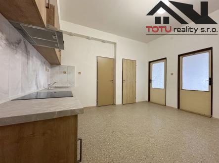 Pronájem bytu, 2+1, 3 802 m²