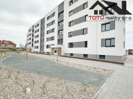 Pronájem bytu, 2+kk, 121 m²