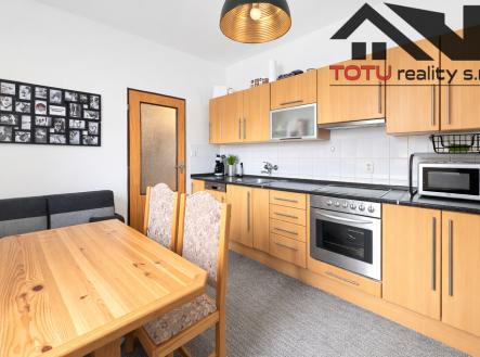 Pronájem bytu, 2+kk, 32 m²