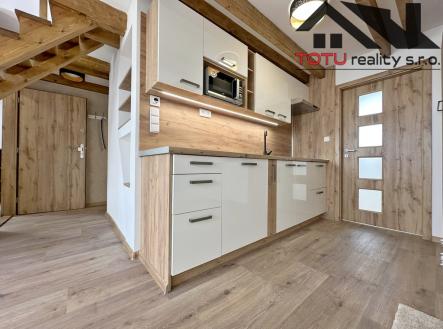 Pronájem bytu, 3+kk, 66 m²