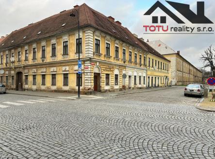 Pronájem obchodní prostory, 82 m²