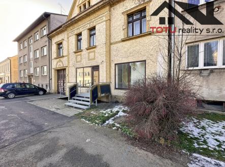 Pronájem obchodní prostory, 75 m²