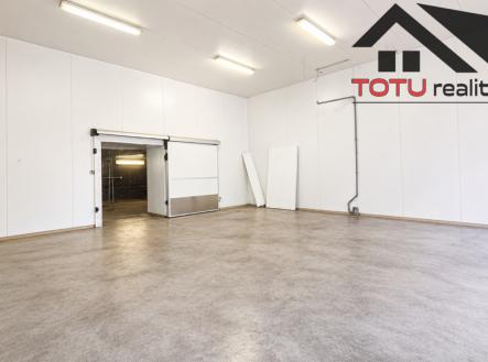 Pronájem skladu, 187 m²