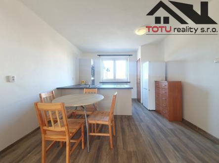 Pronájem bytu, 2+1, 50 m²