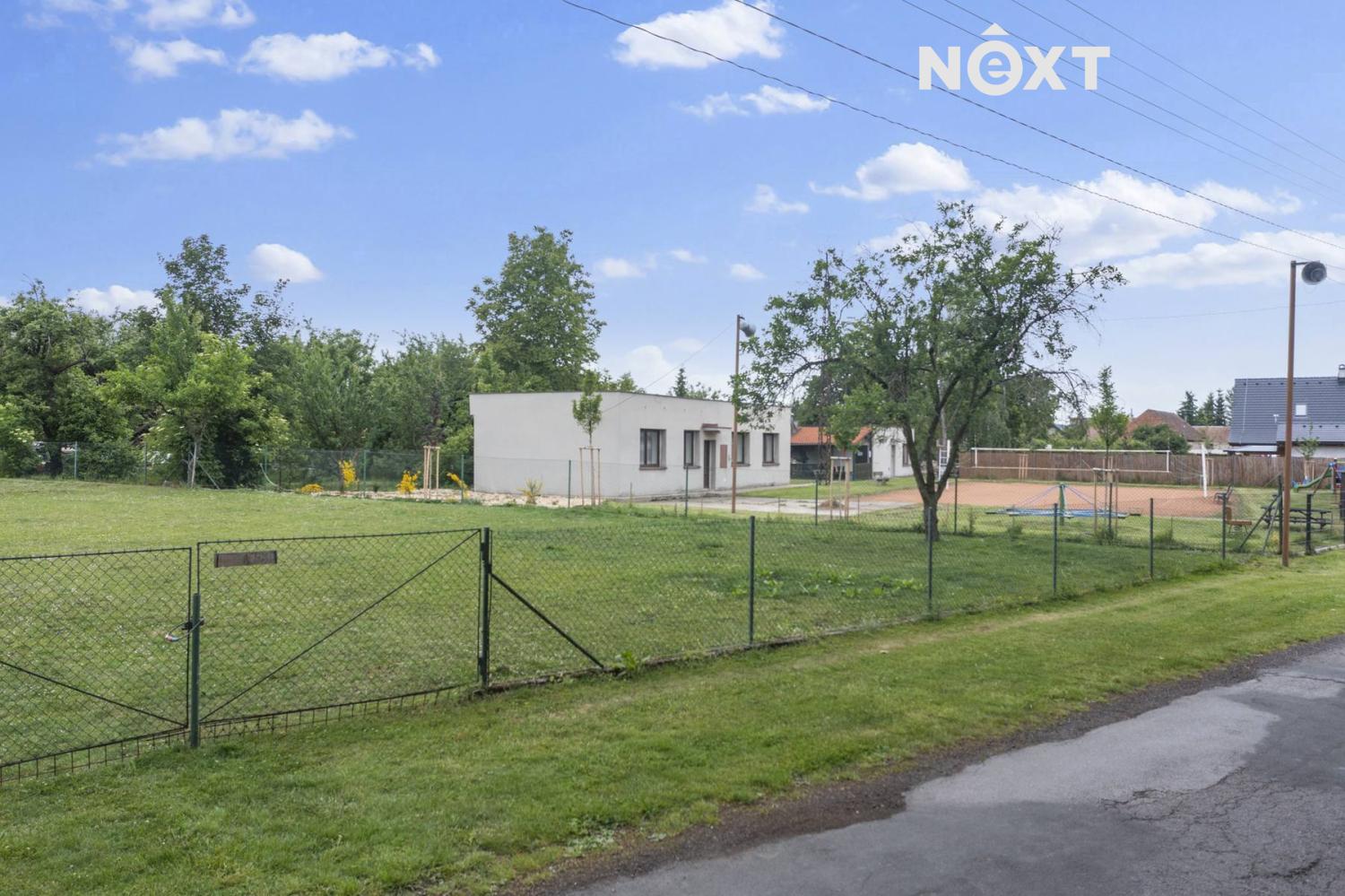 Prodej pozemek Bydlení, 1735㎡