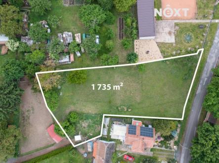 Prodej pozemku pro bydlení, 1 735 m²
