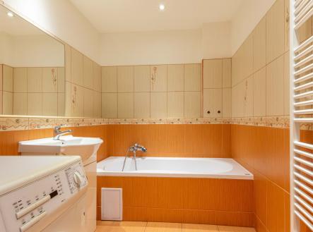 Pronájem bytu, 3+kk, 60 m²