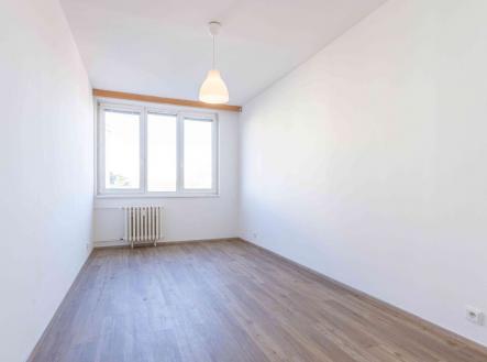 Pronájem bytu, 2+kk, 42 m²