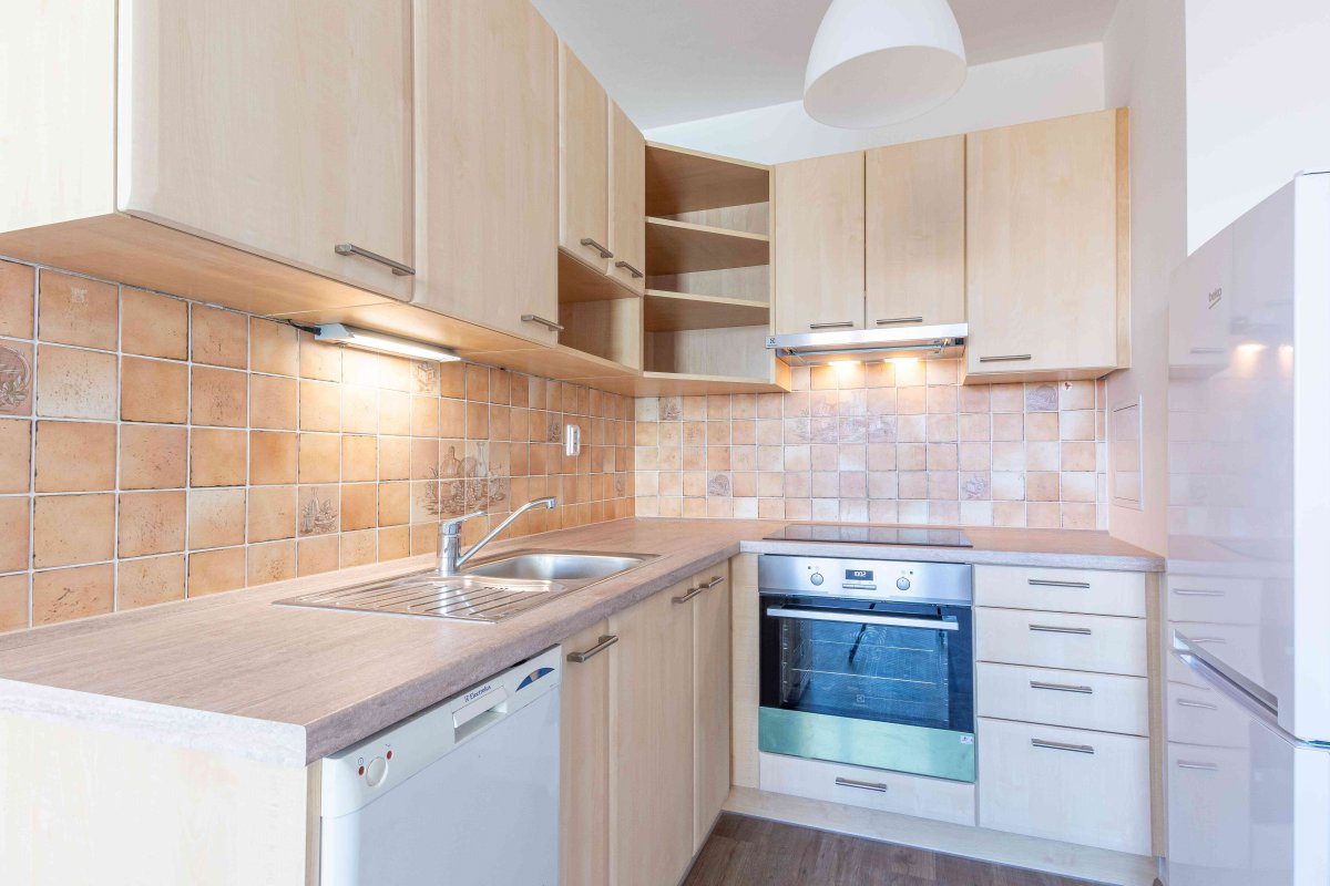 Pronájem 2+kk, Praha - Prosek, Litoměřická, 22 000Kč/měsíčně, 45 m2