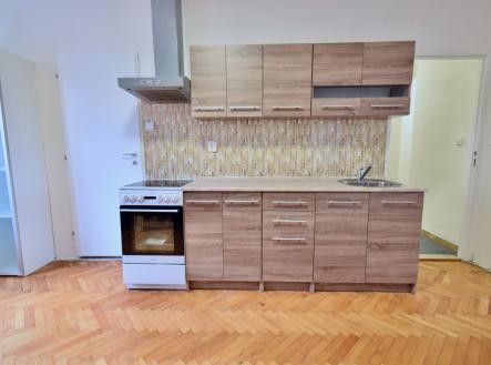 Pronájem bytu, 4+kk, 68 m²