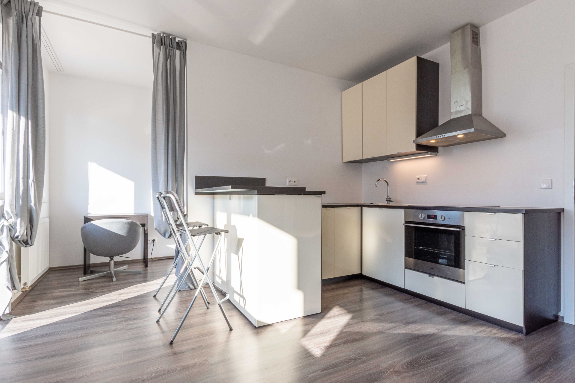 Pronájem bytu 1+kk Farkašova, Praha 14 - Kyje, 16900 Kč/měsíc, 31m2