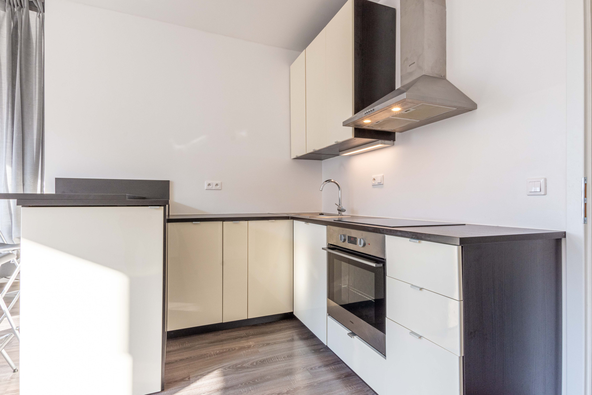 Pronájem bytu 1+kk Farkašova, Praha 14 - Kyje, 16900 Kč/měsíc, 31m2