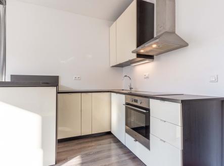 Pronájem bytu, 1+kk, 31 m²