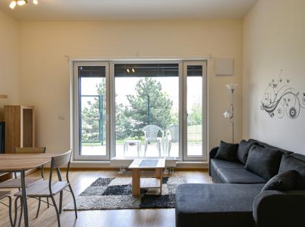 Pronájem bytu, 1+kk, 37 m²