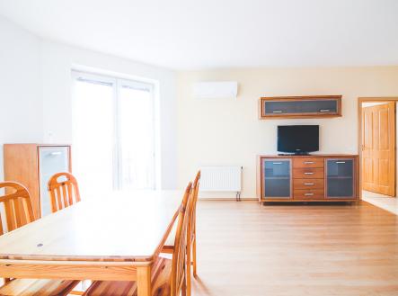 Pronájem bytu, 3+kk, 67 m²