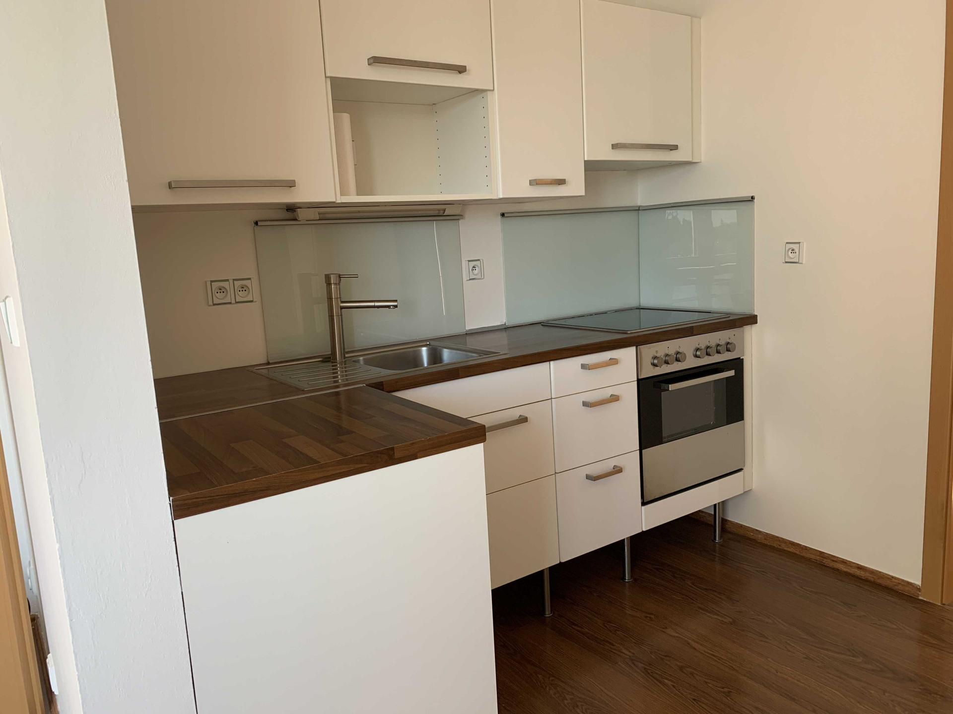 Pronájem bytu 2+kk, Na Hroudě, Praha - Strašnice, 20900 Kč/měs, 40 m2