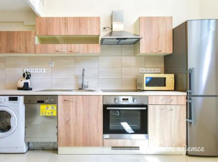 Pronájem bytu, 1+kk, 23 m²