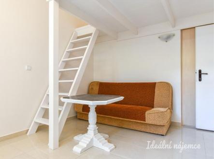 Pronájem bytu, 1+kk, 23 m²