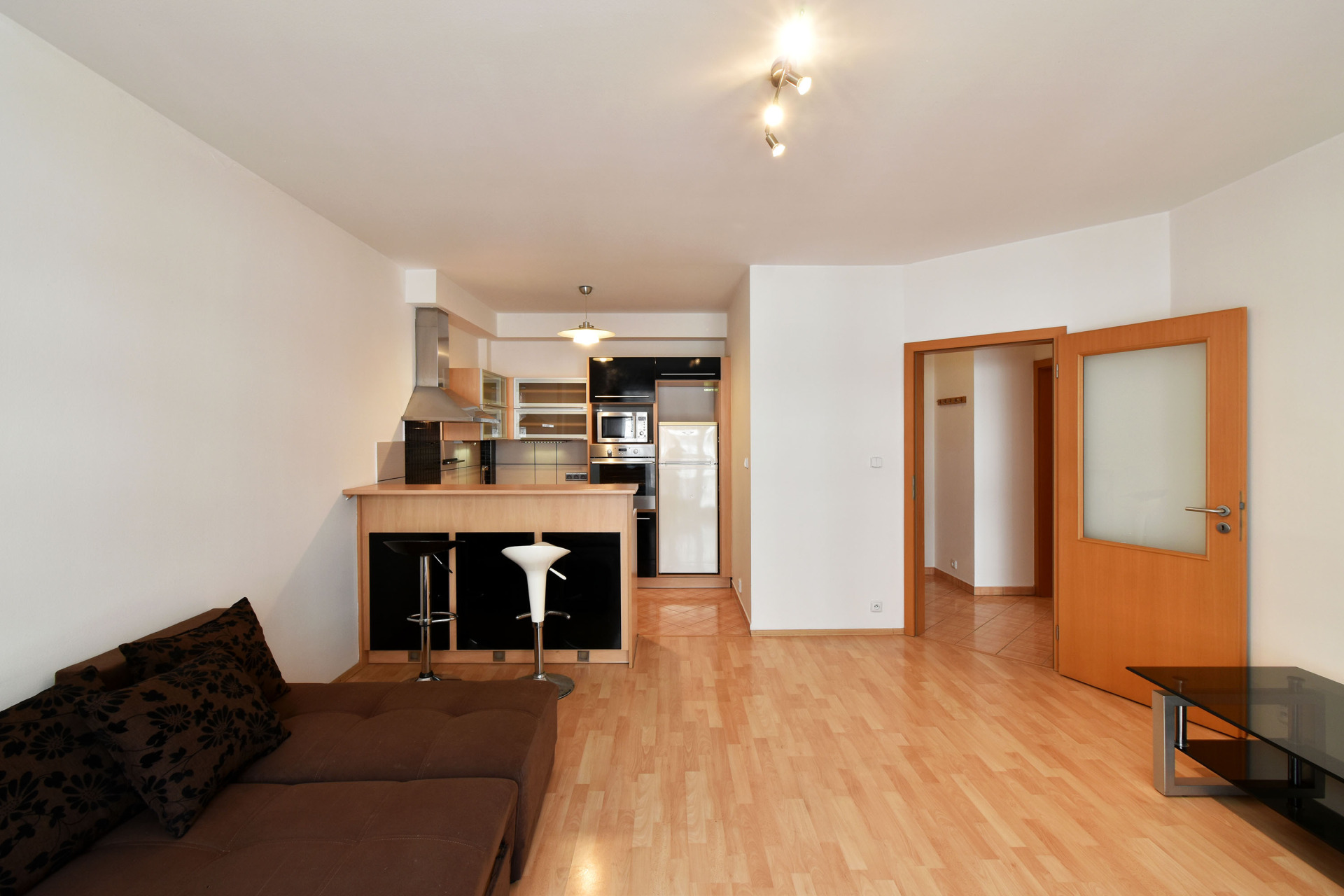 Pronájem 2+kk, Praha - Holešovice, V Háji, 22 000 Kč/měs., 55 m²