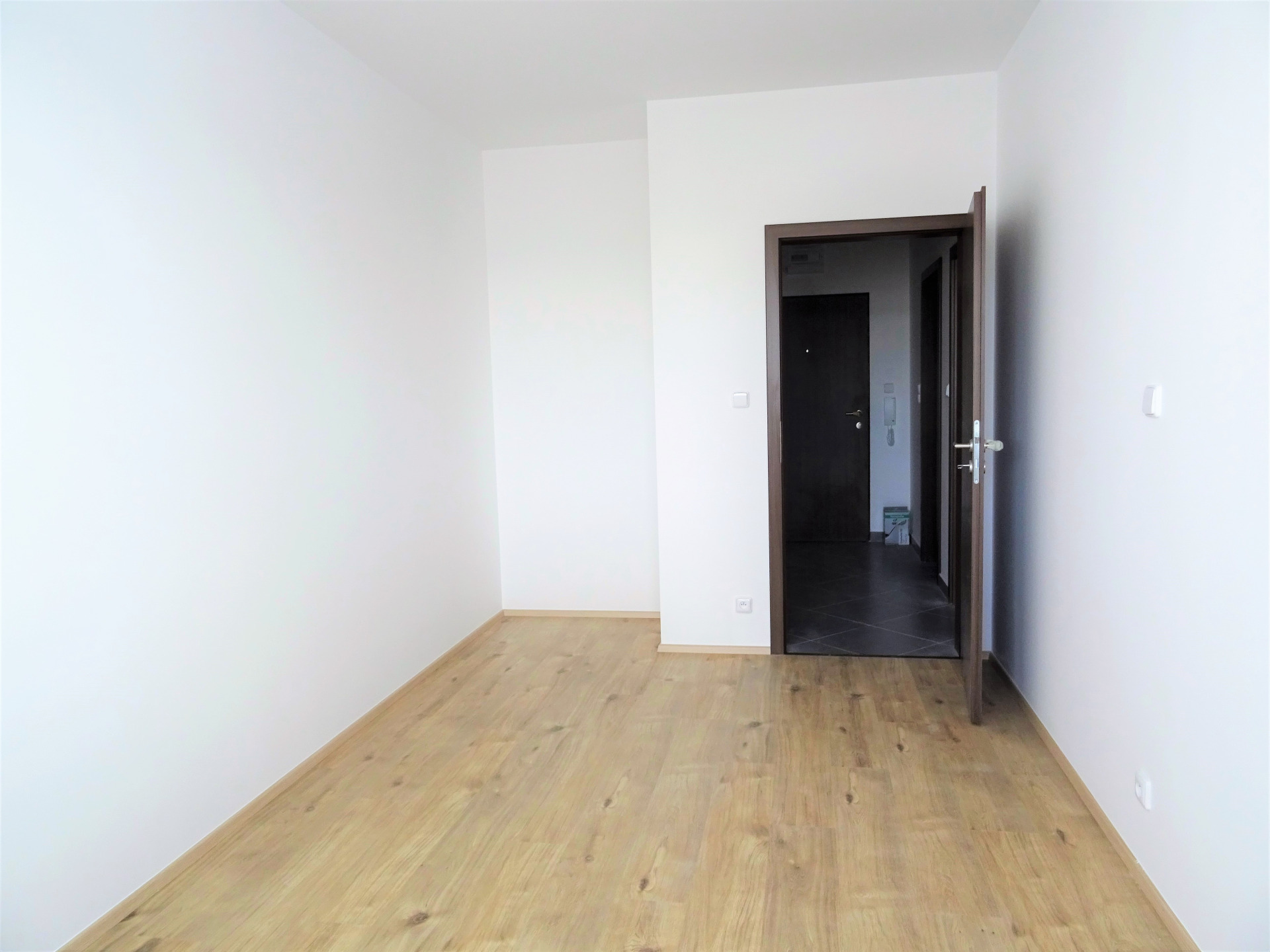 Pronájem bytu 2+kk, Kryšpínova, Praha - Dolní Měcholupy, Praha 10