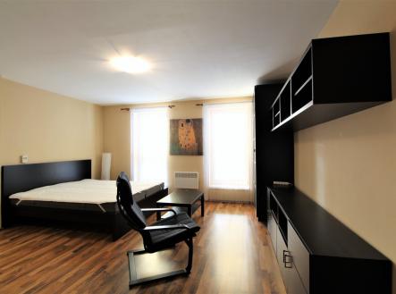Pronájem bytu, 1+kk, 36 m²