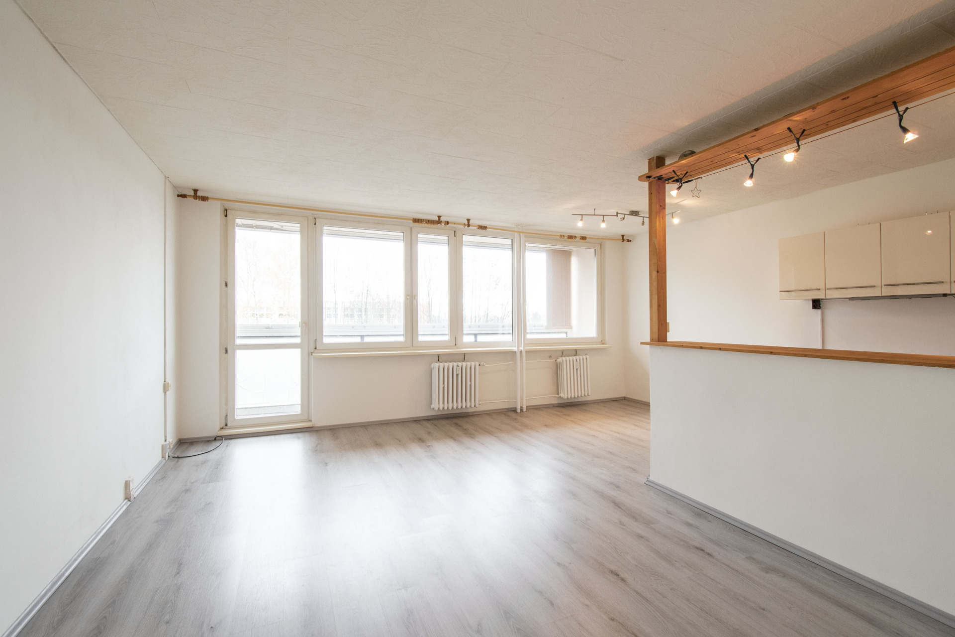 Pronájem bytu 3+kk s lodžií, Borovanského, Praha - Stodůlky