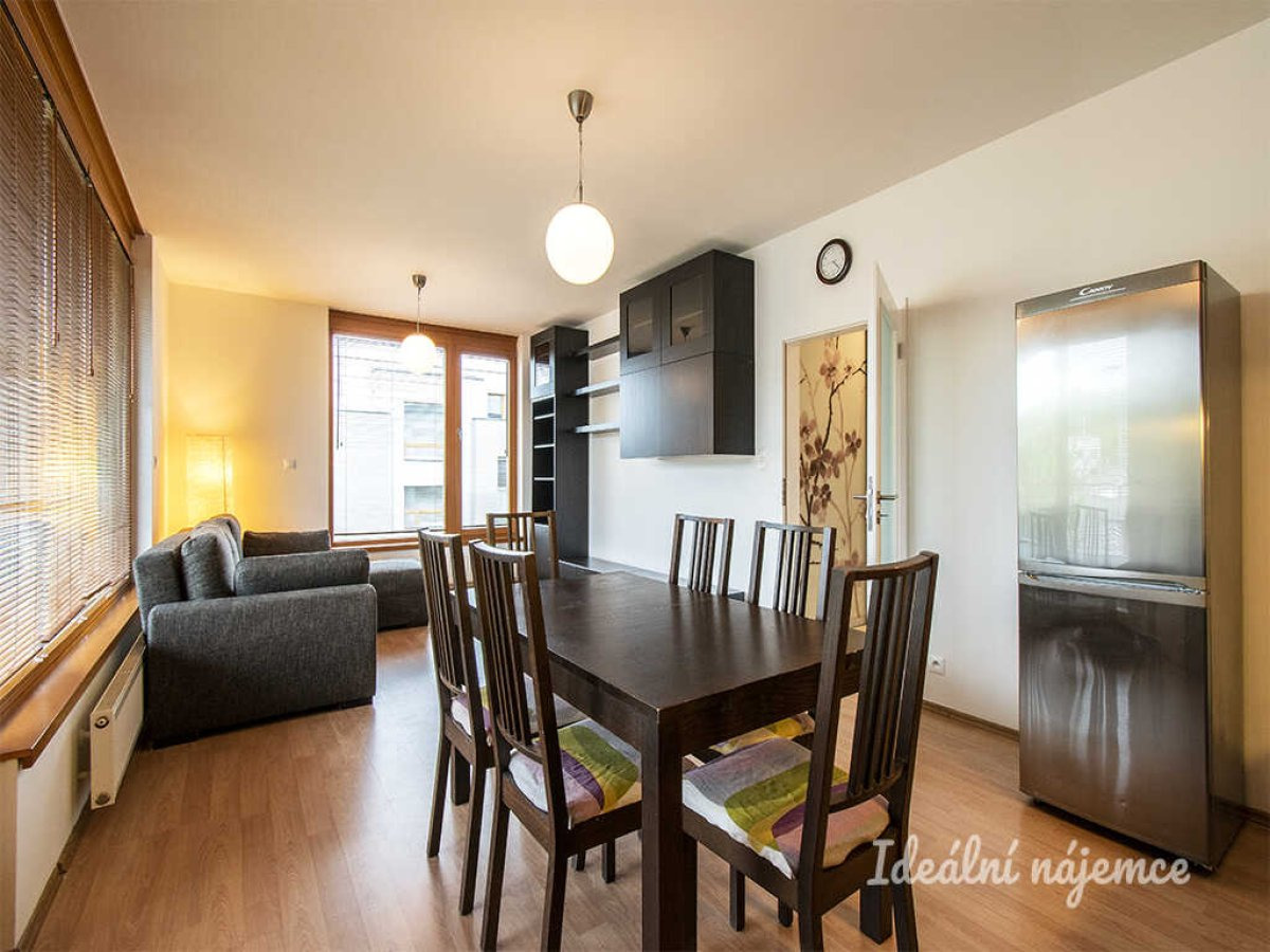 Pronájem bytu 3+kk s garáží, Břežánecká, Praha - Jinonice, 31 800 Kč/měs., 68 m2