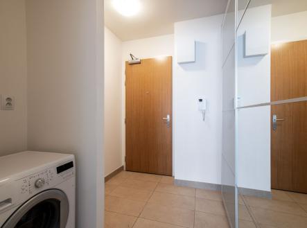 Pronájem bytu, 1+kk, 36 m²