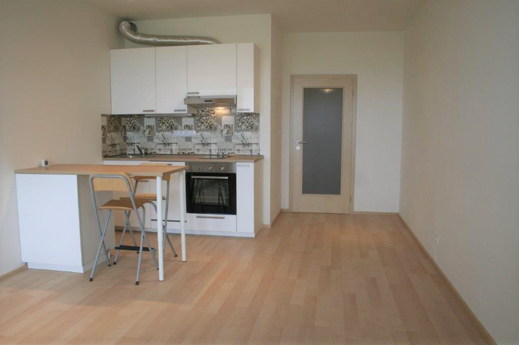 Pronájem bytu 1+1, Hornoměcholupská, Praha - Hostivař, 35m2