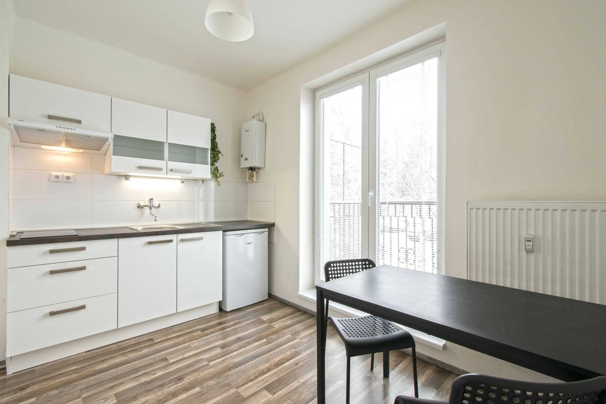 Pronájem bytu 1+1, Kladenská, Vokovice, 18700 Kč/měs, 36 m2