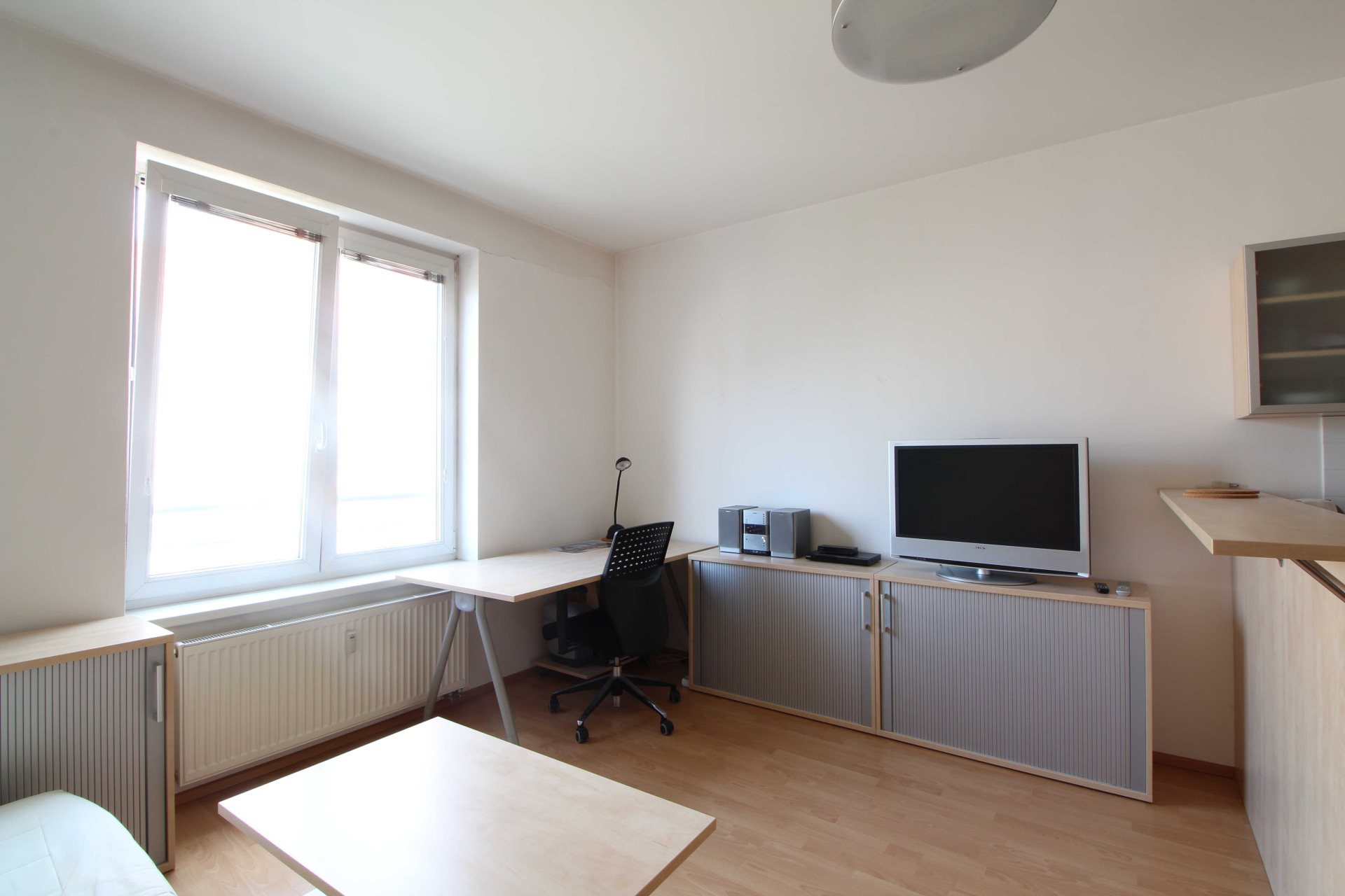 Pronájem bytu 1+kk, Mikanova, Praha - Zaběhlice, 14 900 Kč/měs., 28m2