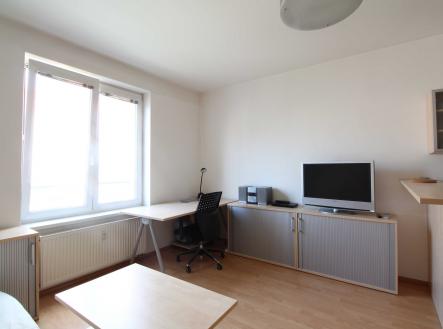 Pronájem bytu, 1+kk, 28 m²