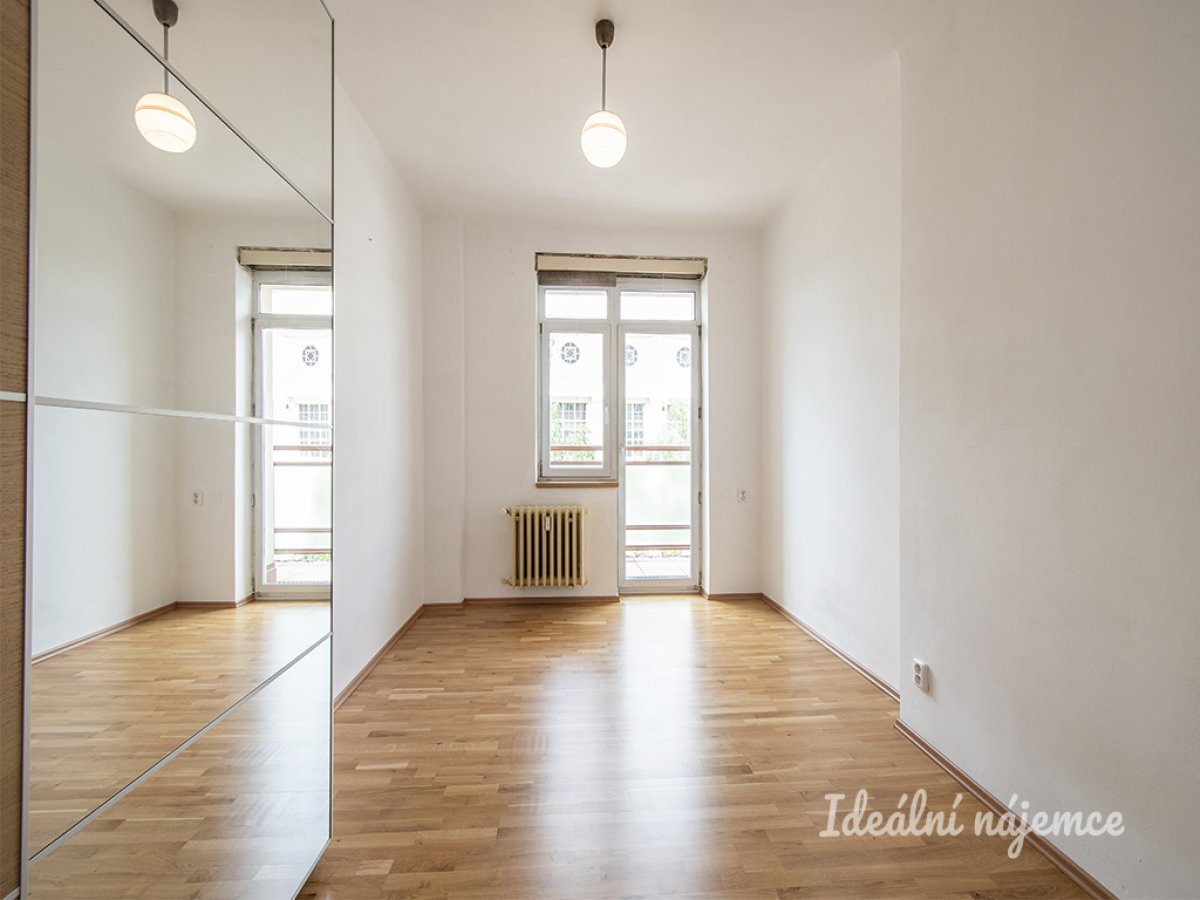Pronájem 2+1, Praha - Podolí, Podolská, 23700 Kč/měs, 50 m2