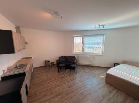 Pronájem bytu, 1+kk, 30 m²