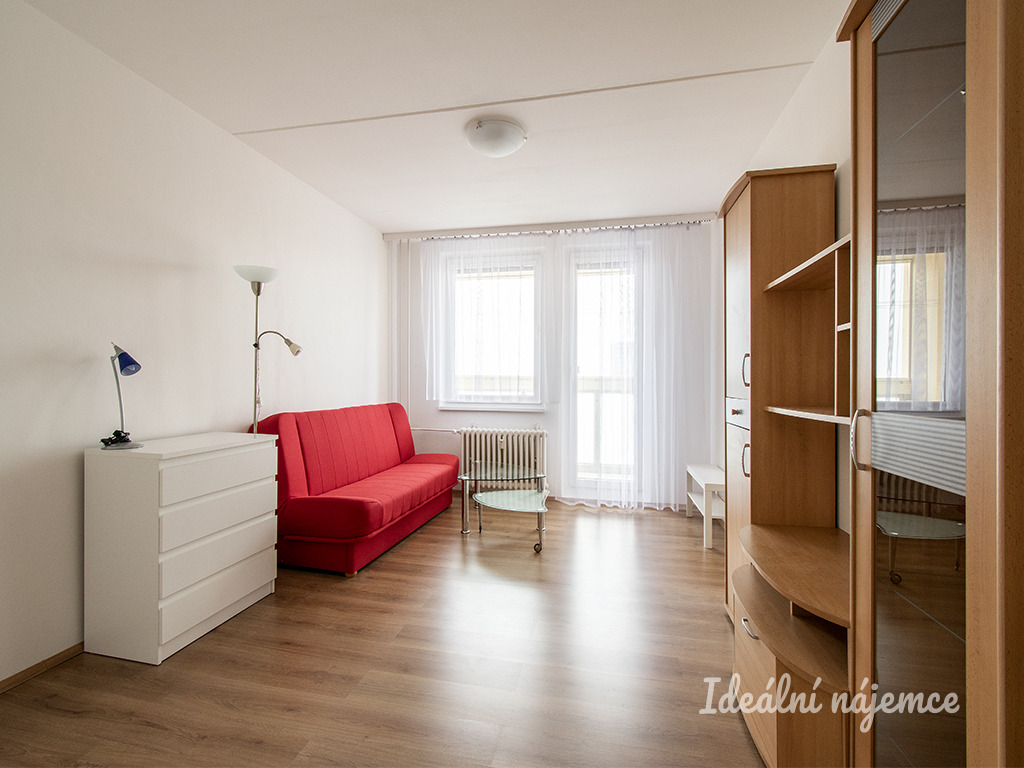 Pronájem bytu 1+1, Valentova, Praha- Chodov, 16 900 Kč/měs., 42 m2