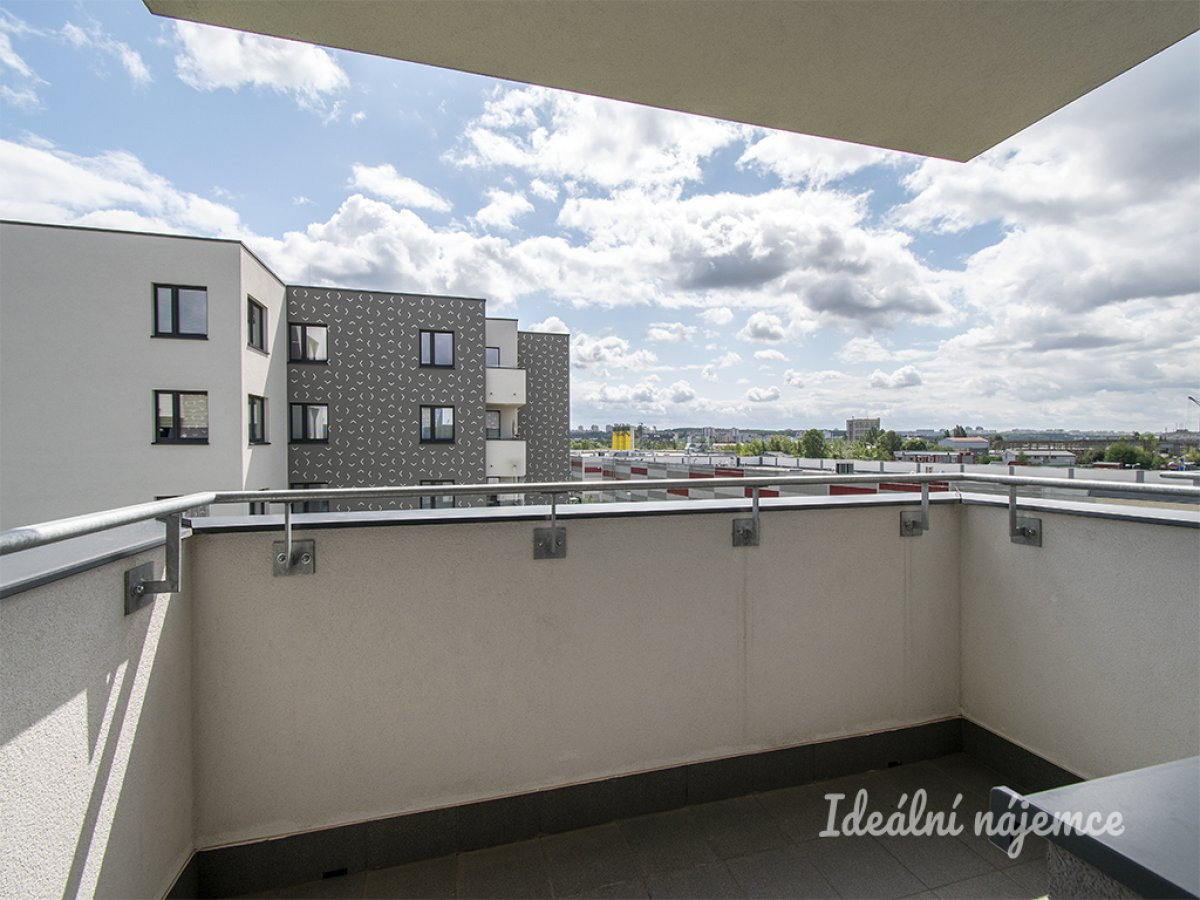 Pronájem bytu 2+kk, Kryšpínova, Praha - Dolní Měcholupy, 22 500 Kč/měs., 54 m2