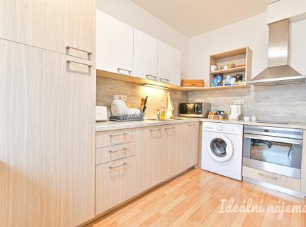 Pronájem bytu, 1+kk, 30 m² obrázek